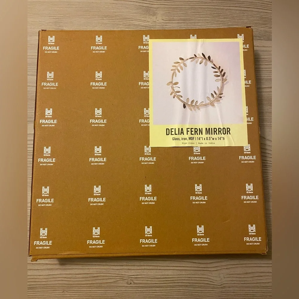 Urban Outfitters Delilah Fern Mirror NIB